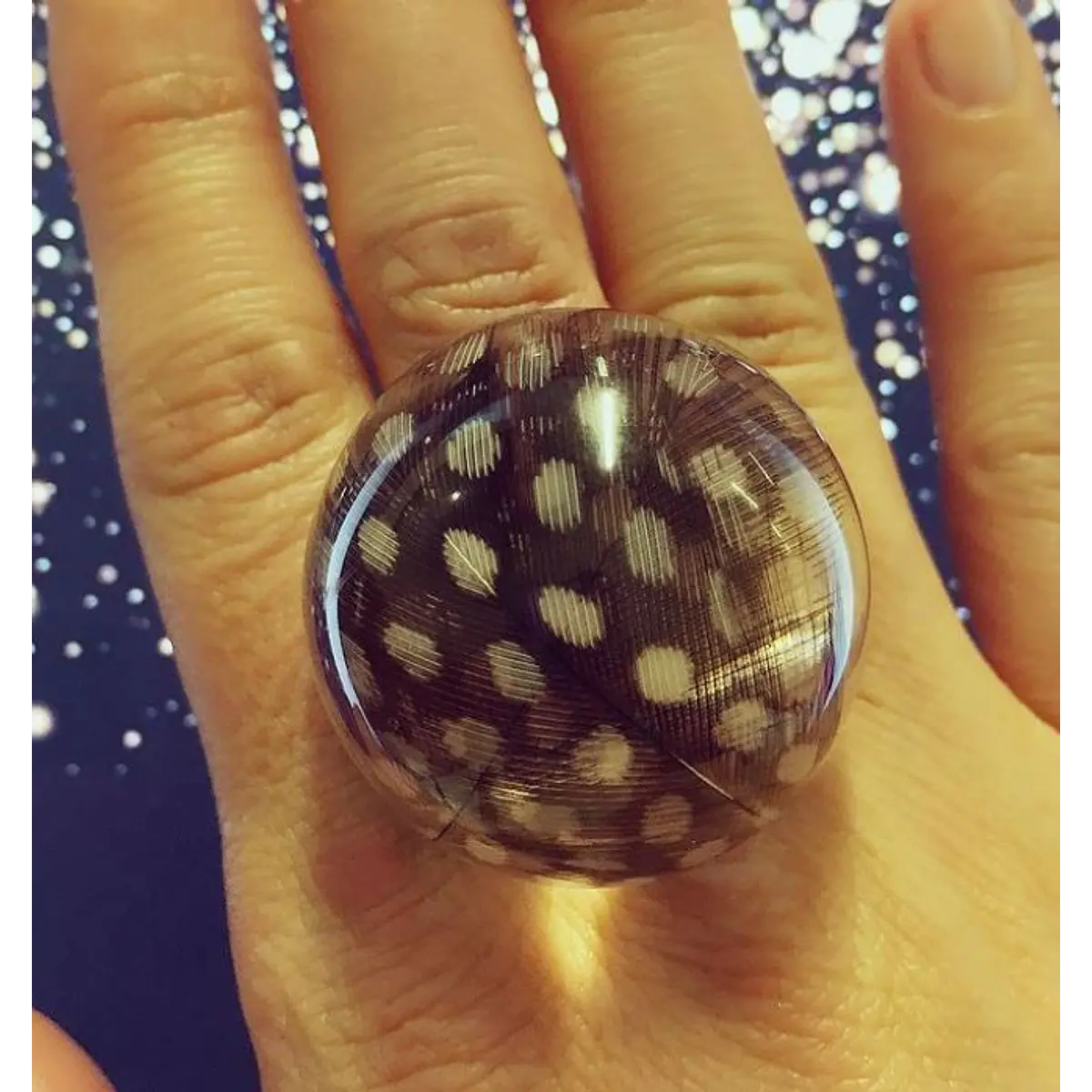 Anillo Bolo Plumas Mascota