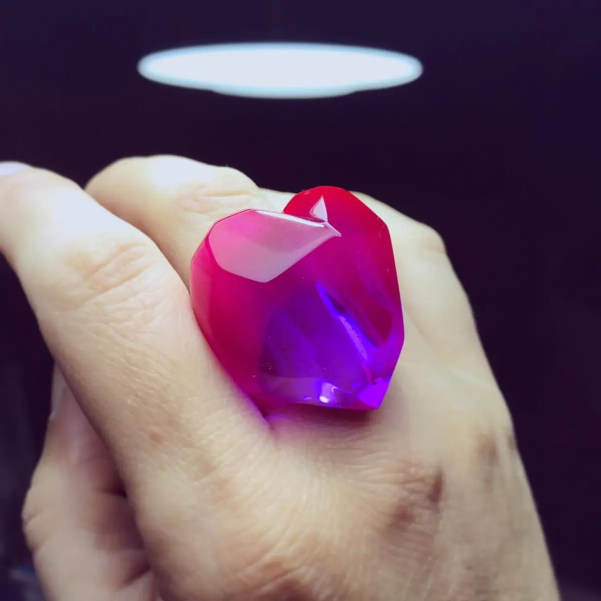 Anillo corazón facetado dúo tono