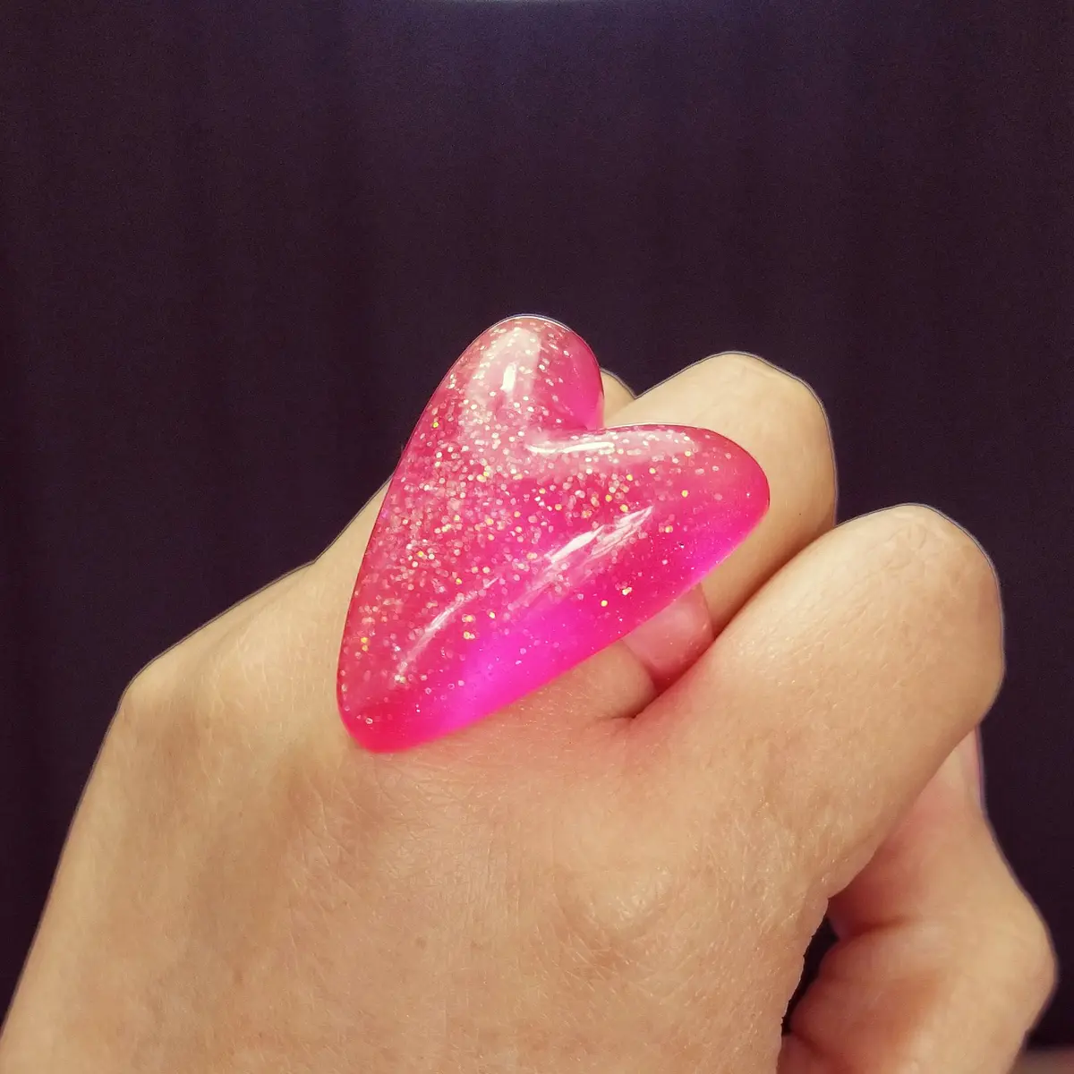 Anillo corazón rosa brillos STOCK