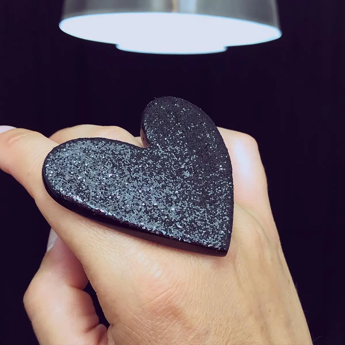 Anillo Corazón XL brillos relieve