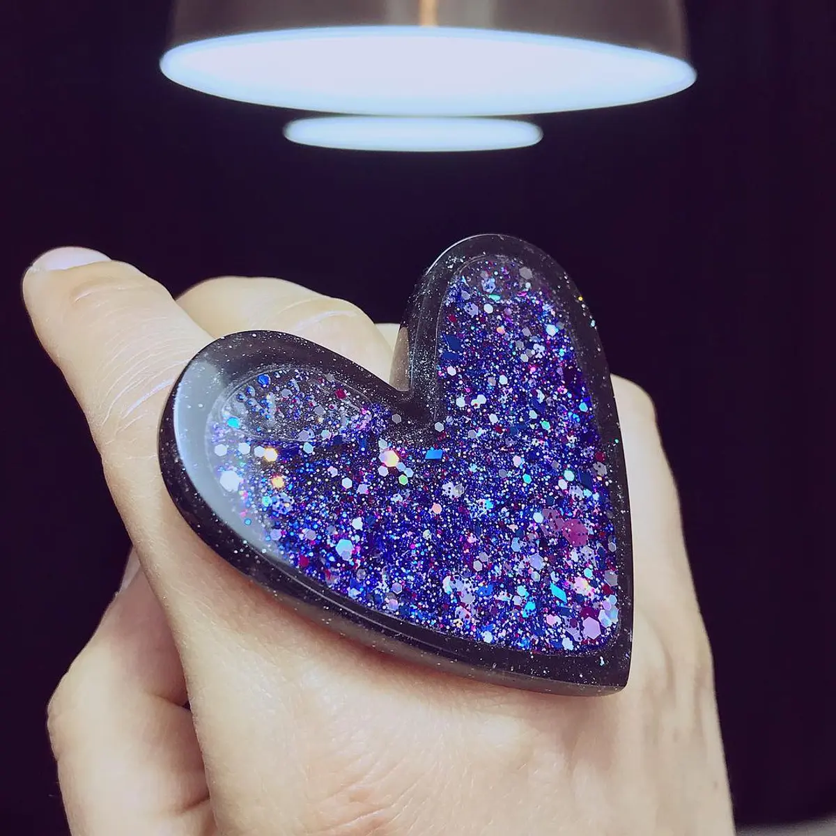 Anillo corazón XL brillos galaxia y líquido
