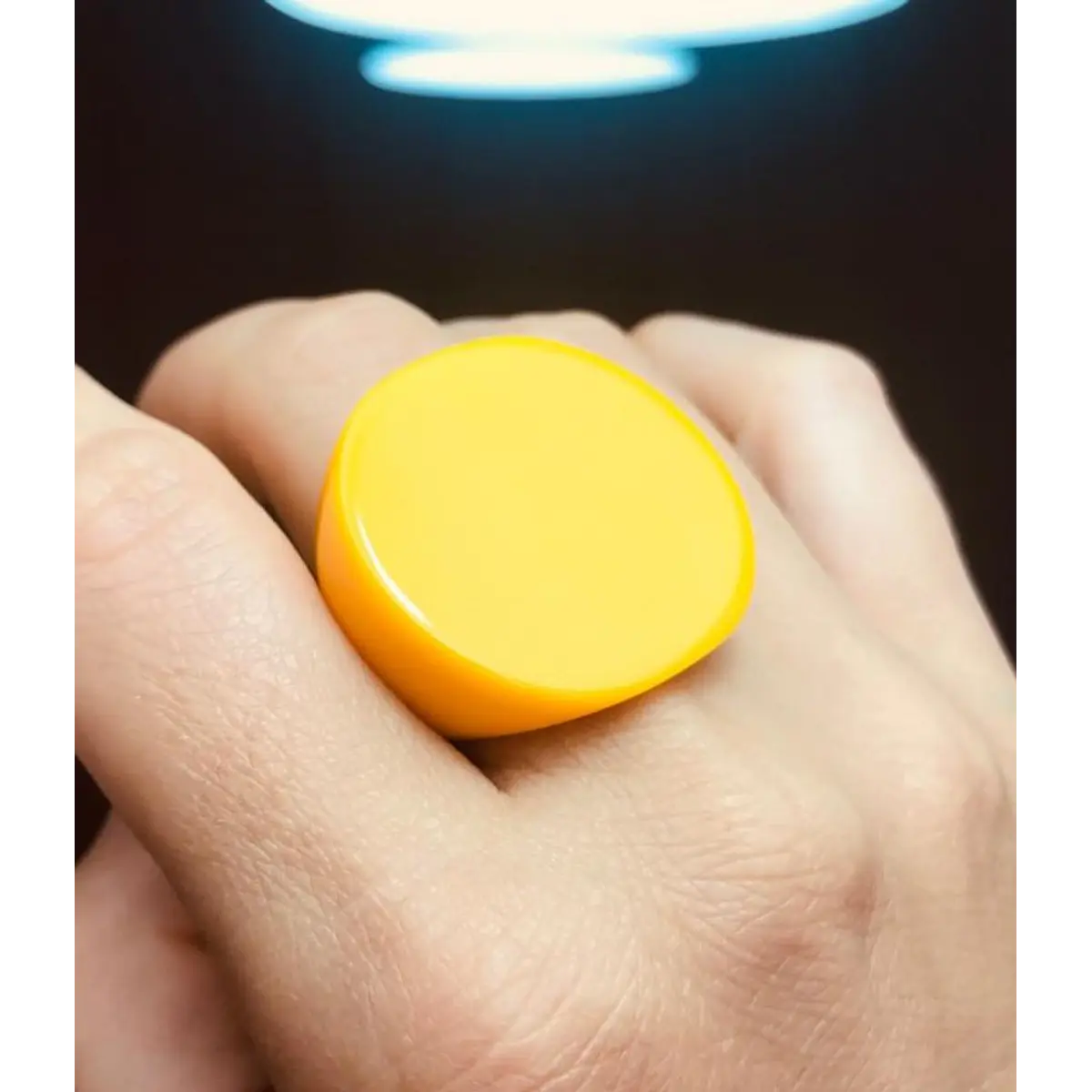 Anillo Dano amarillo sólido STOCK