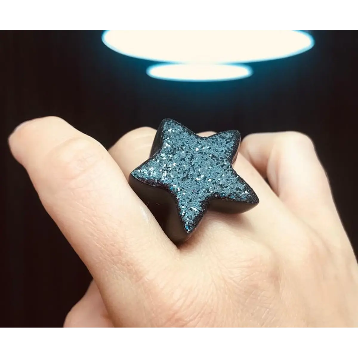 Anillo estrella brillo negros STOCK