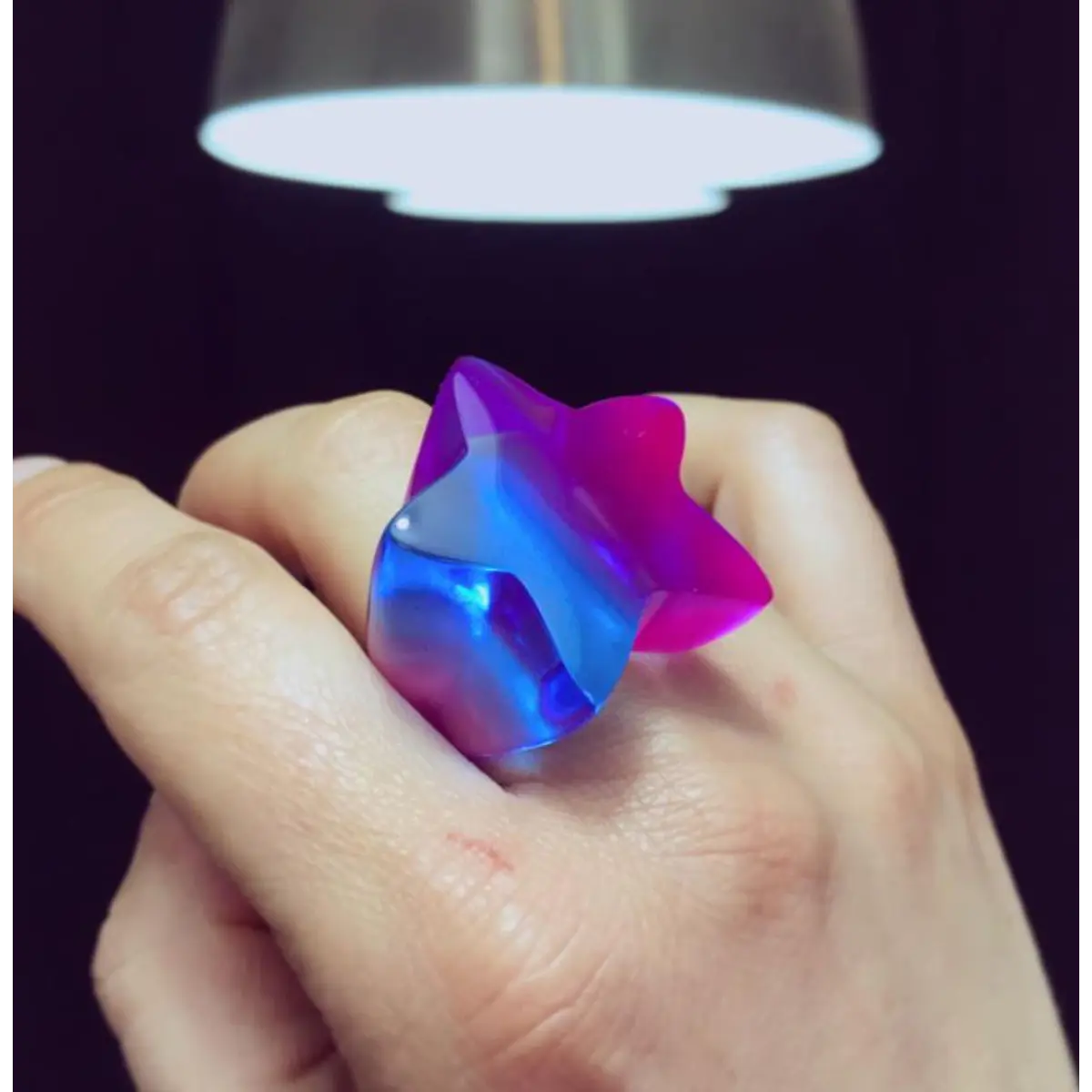Anillo Estrella dúo tono azul y fucsia