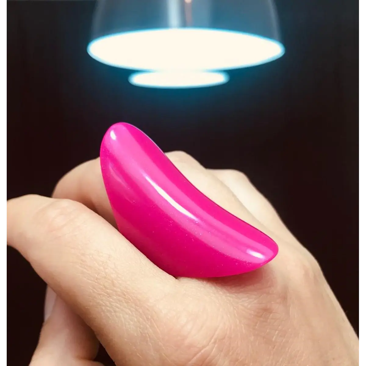 Anillo fucsia toques de brillo STOCK