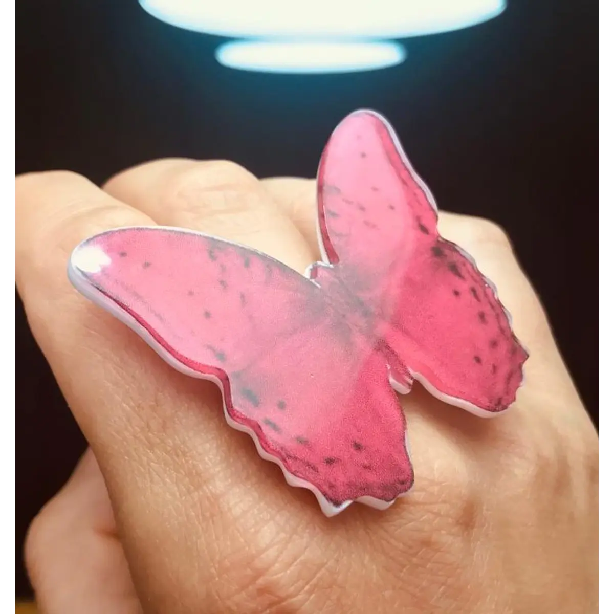 Anillo mariposa roja con STOCK