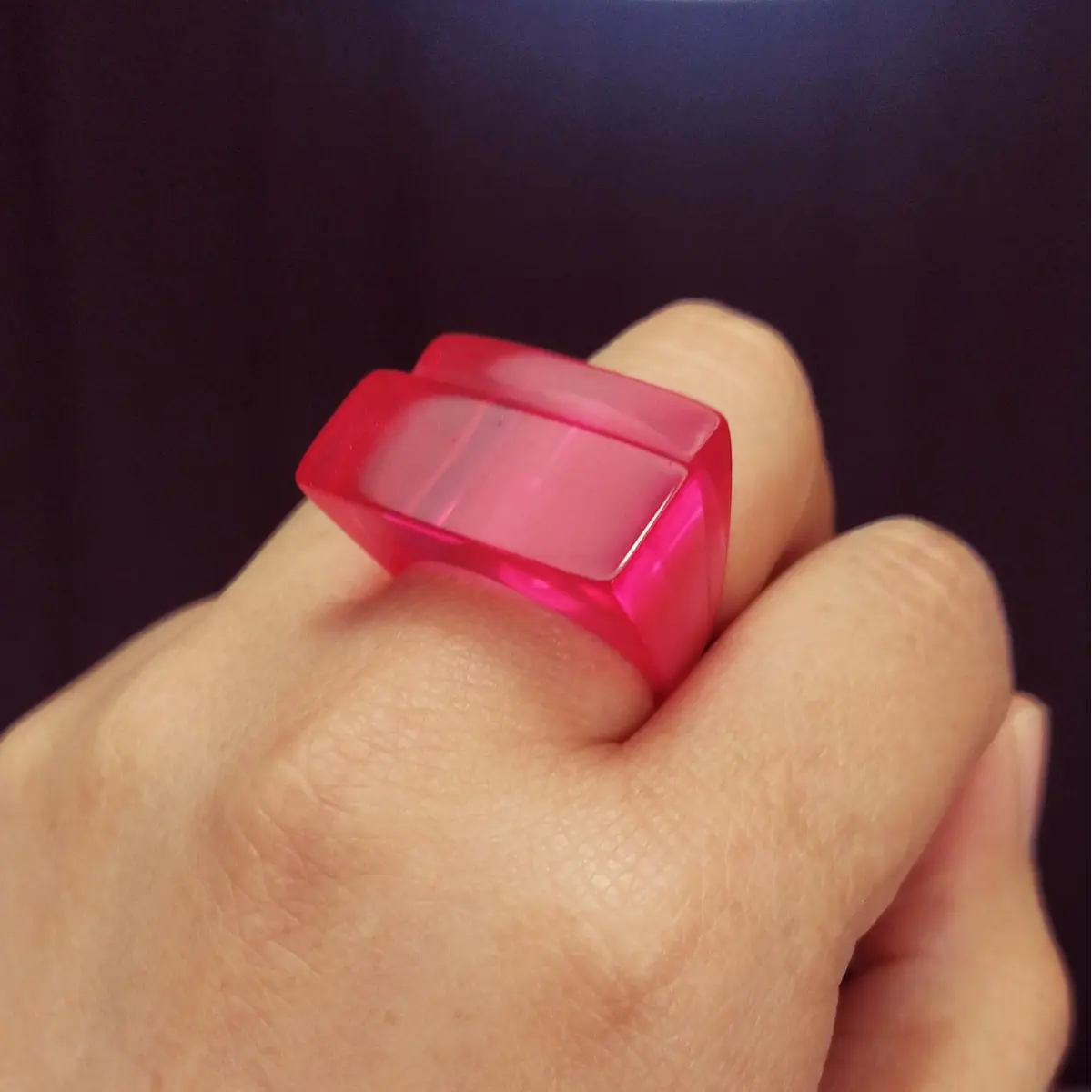 Anillo Rego dos niveles fucsia STOCK