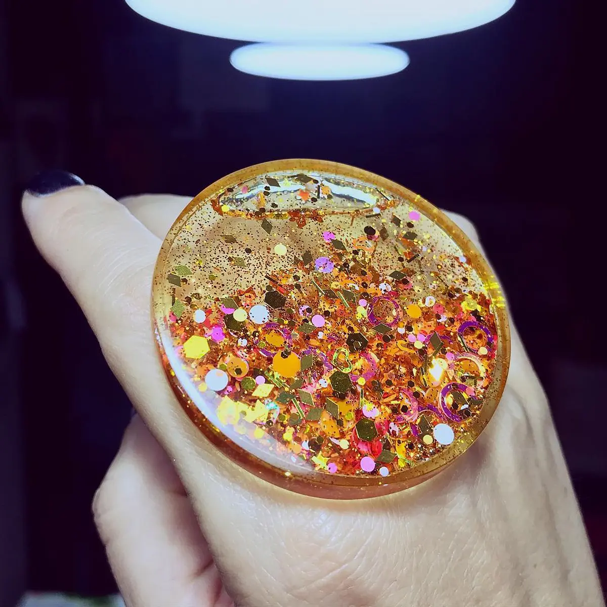 Anillo Tato confeti dorado y líquido