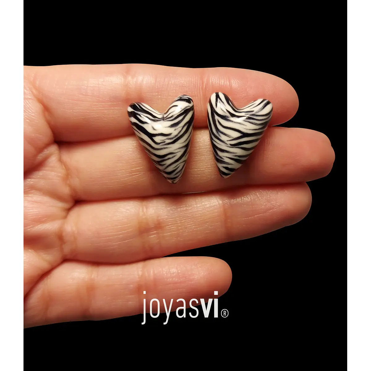 Aritos corazones Zebra Lacados STOCK