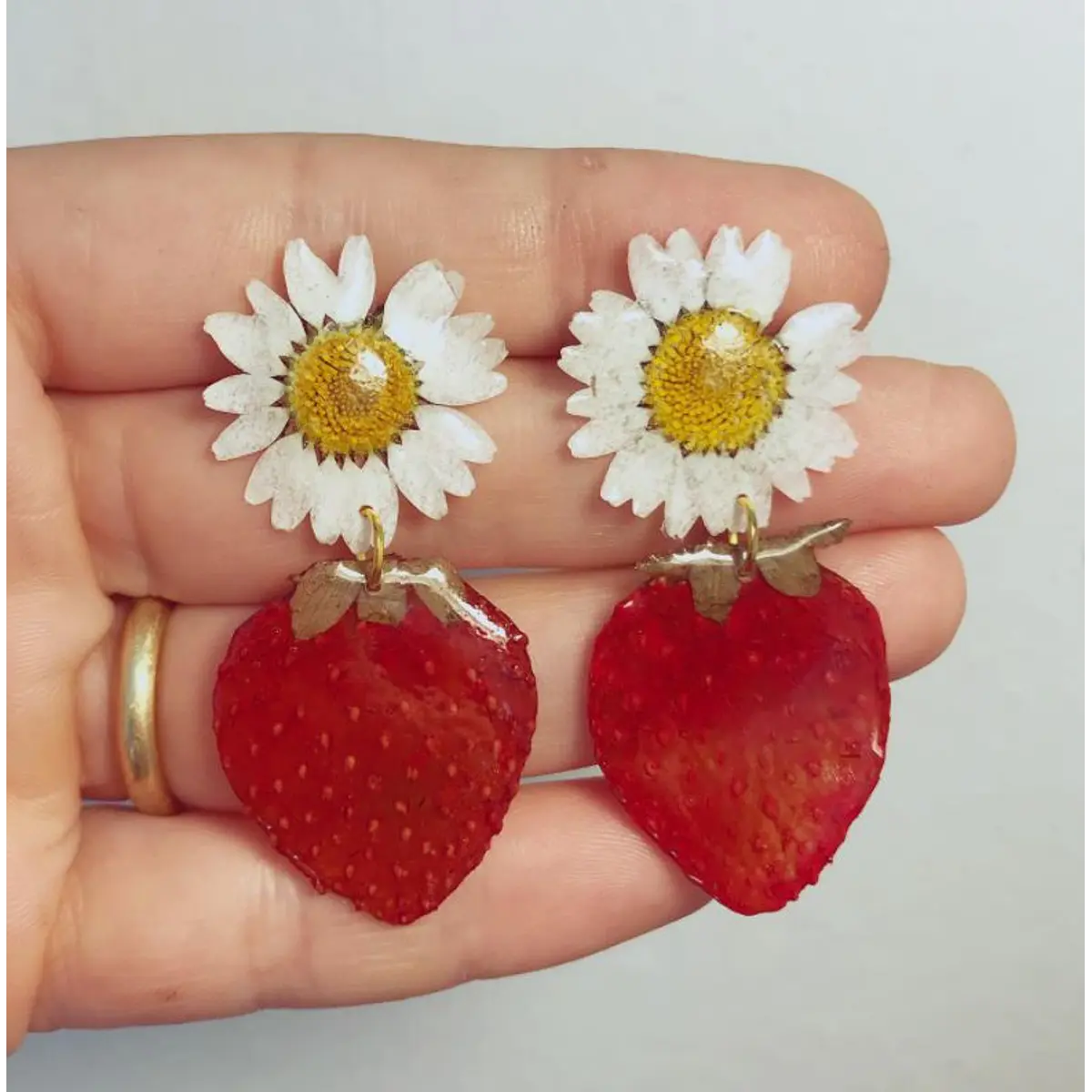 Aros flores y fruta natural