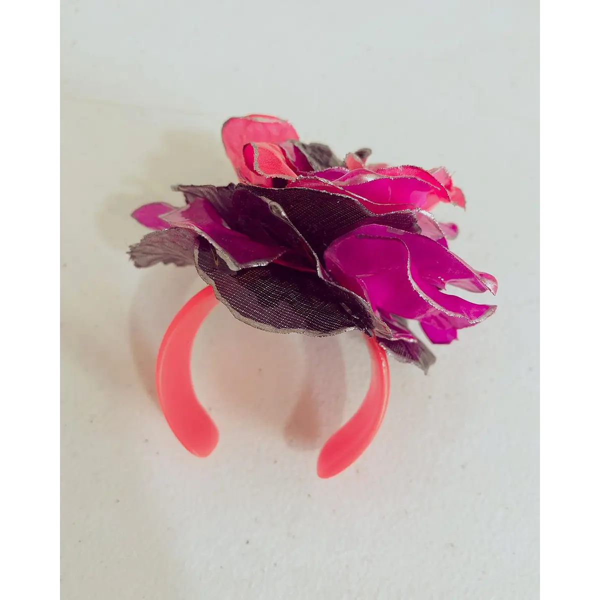 Brazalete Orgánico con base sólida
