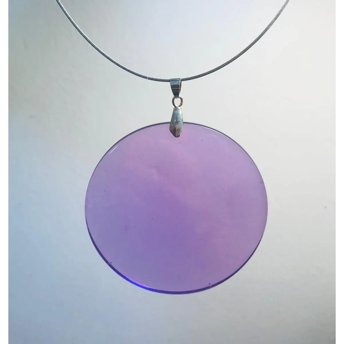 Colgante Tato Violeta translúcido STOCK